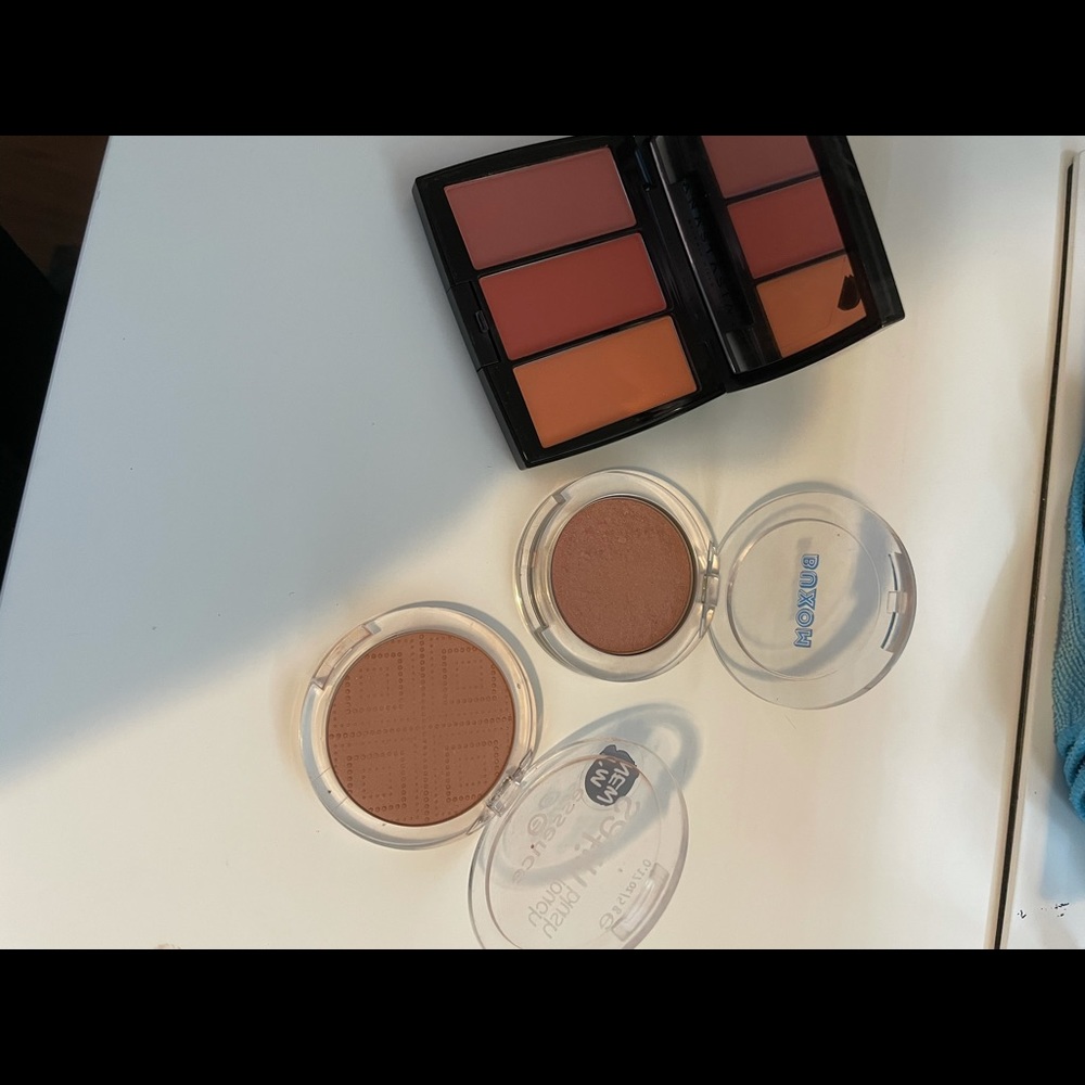 Blush package
